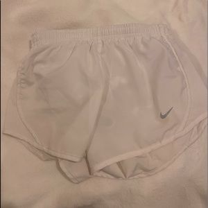 Girls Nike Shorts White